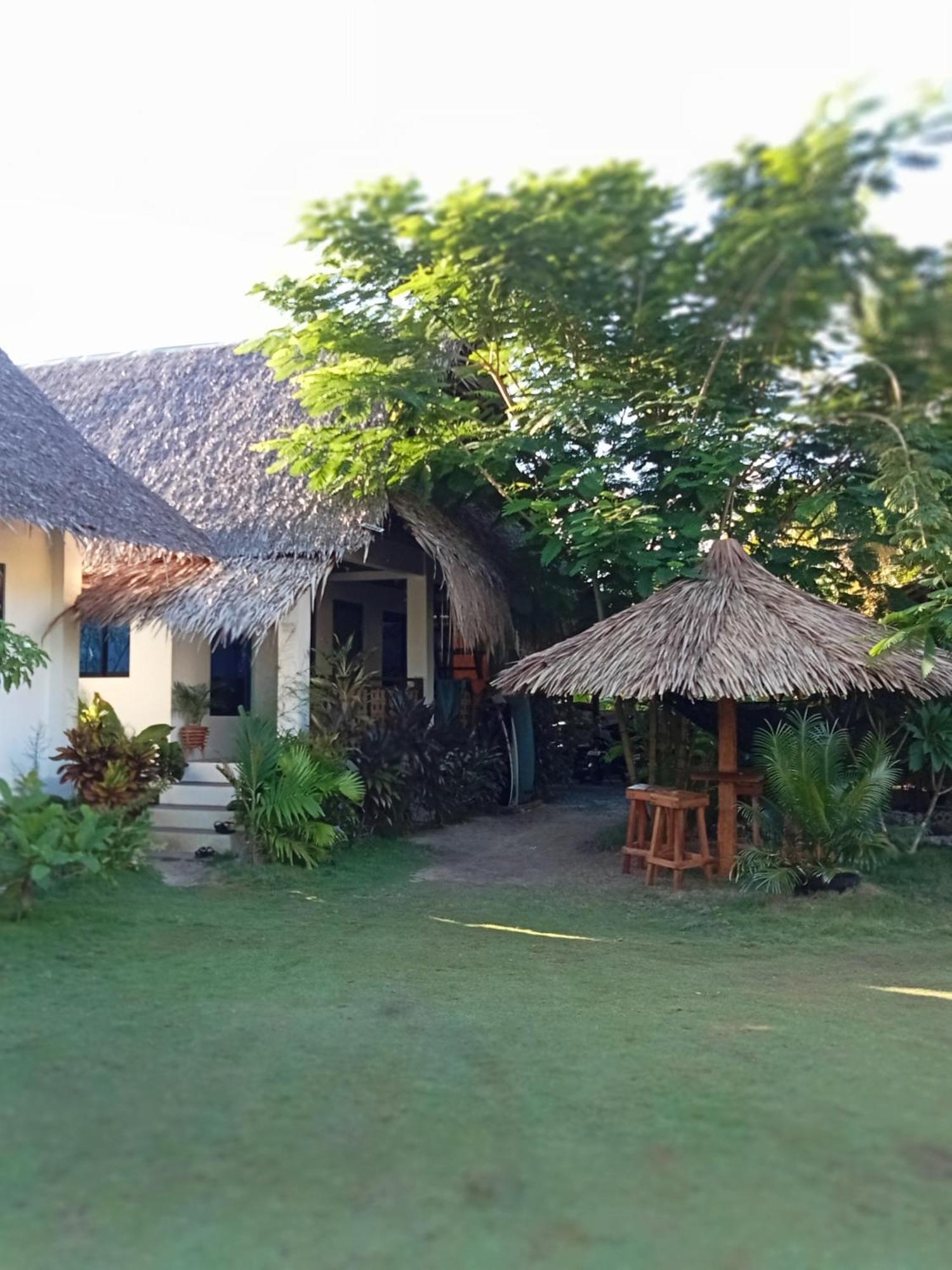 Weeroona Huts Homestay Pacifico San Isidro  外观 照片