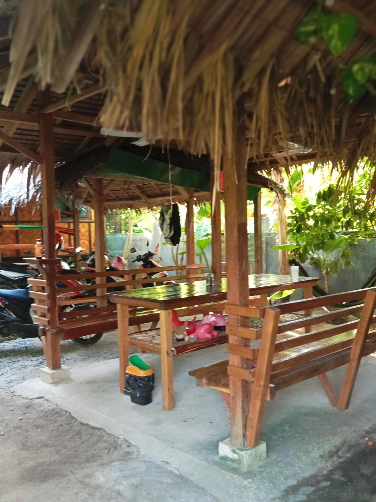Weeroona Huts Homestay Pacifico San Isidro  外观 照片