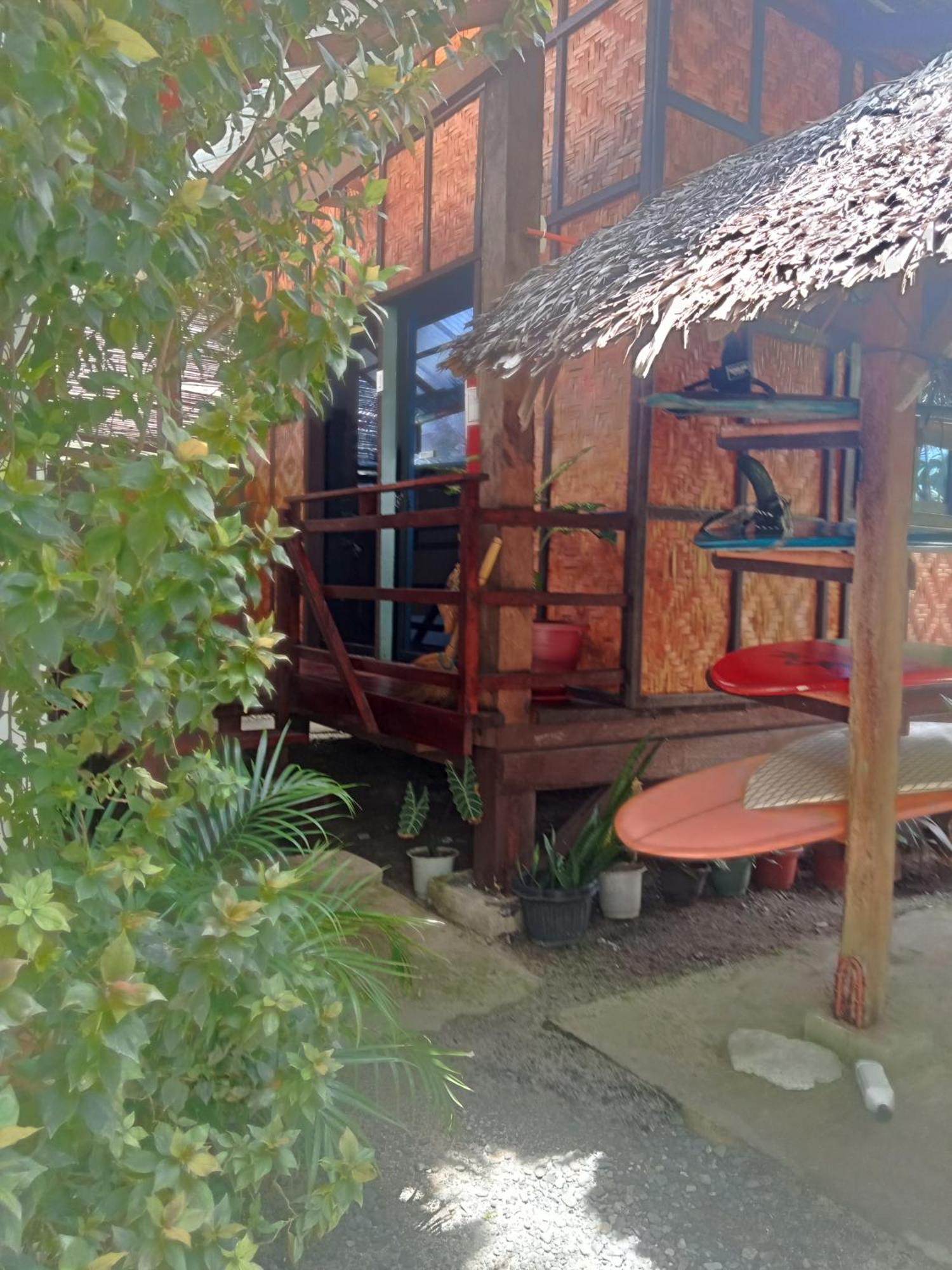 Weeroona Huts Homestay Pacifico San Isidro  外观 照片